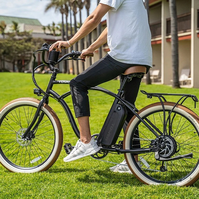 Le plaisir du vélo électrique tout suspendu